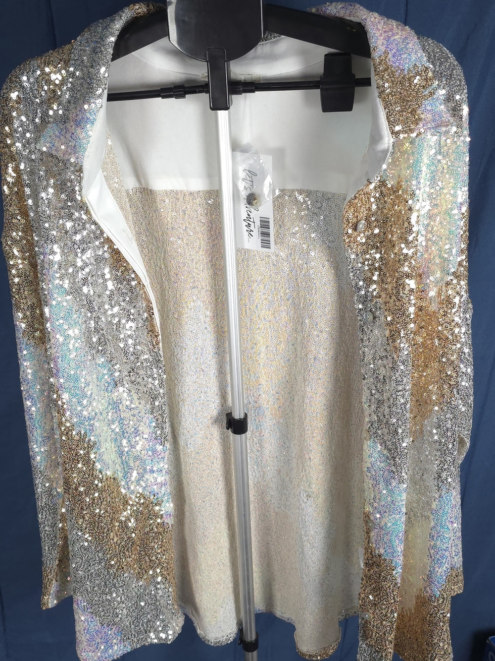 NWT 12th Tribe Genevieve Sequin Button Up L Gold, Silver, Aqua - Picture 15 of 16